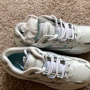 If you love to work out get these tennis